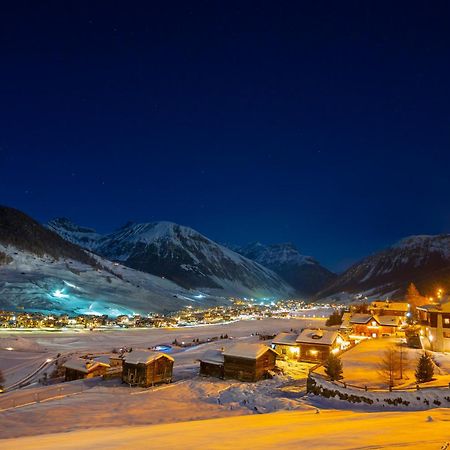 Sole Ski In- Ski Out Mt 50 - Happy Rentals Livigno Esterno foto