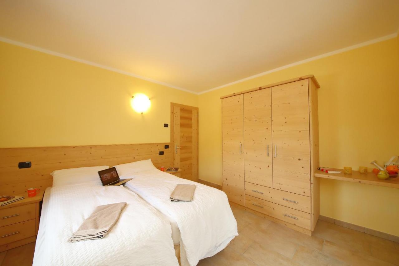 Sole Ski In- Ski Out Mt 50 - Happy Rentals Livigno Esterno foto